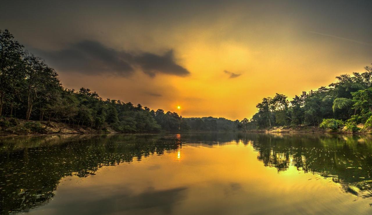 Quiet By The River- Cgh Earth Thodakayam Exterior foto